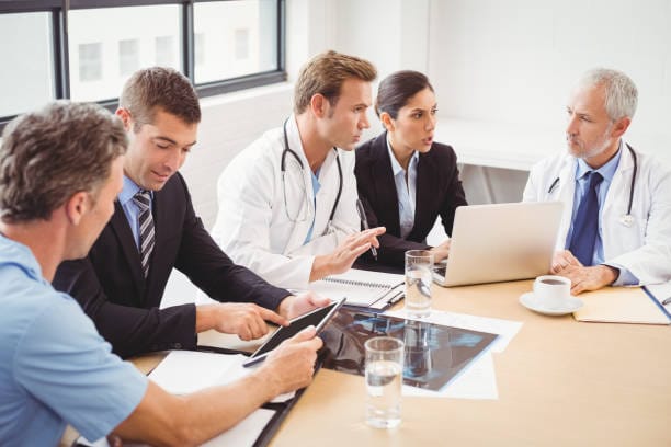 बिजनेस लीडर्स